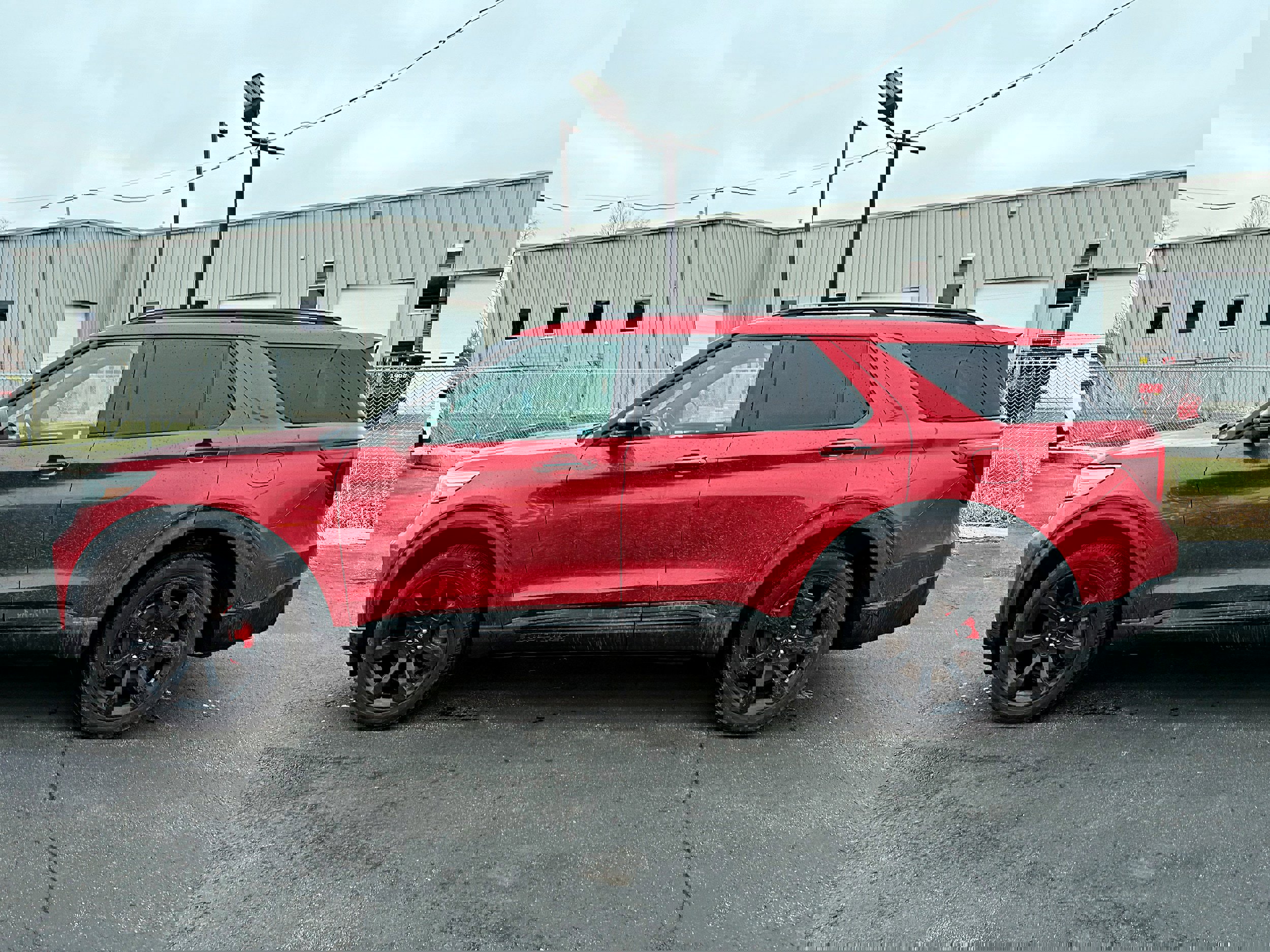 Used 2020 Ford Explorer ST w/ ST Street Pack image 6