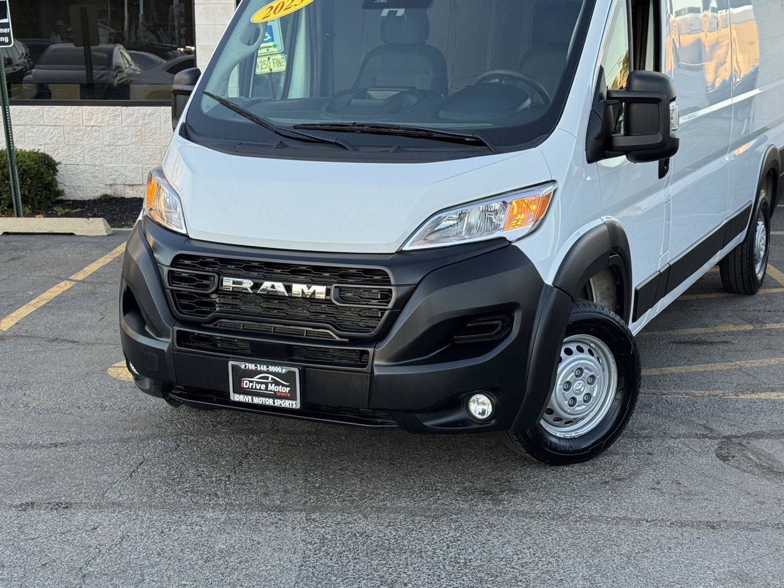 Used 2025 RAM ProMaster 2500 w/ Convenience Group FWD image 5