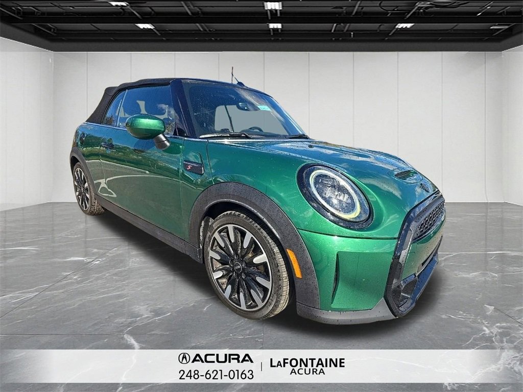 Used 2022 MINI Cooper S w/ Premium Package image 3