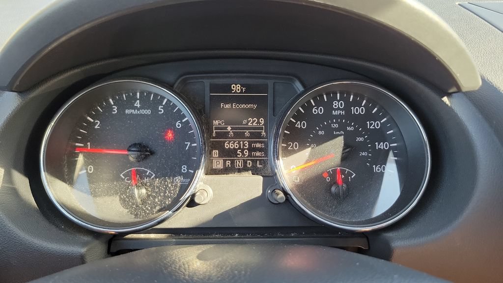 Used 2012 Nissan Rogue SL FWD image 24