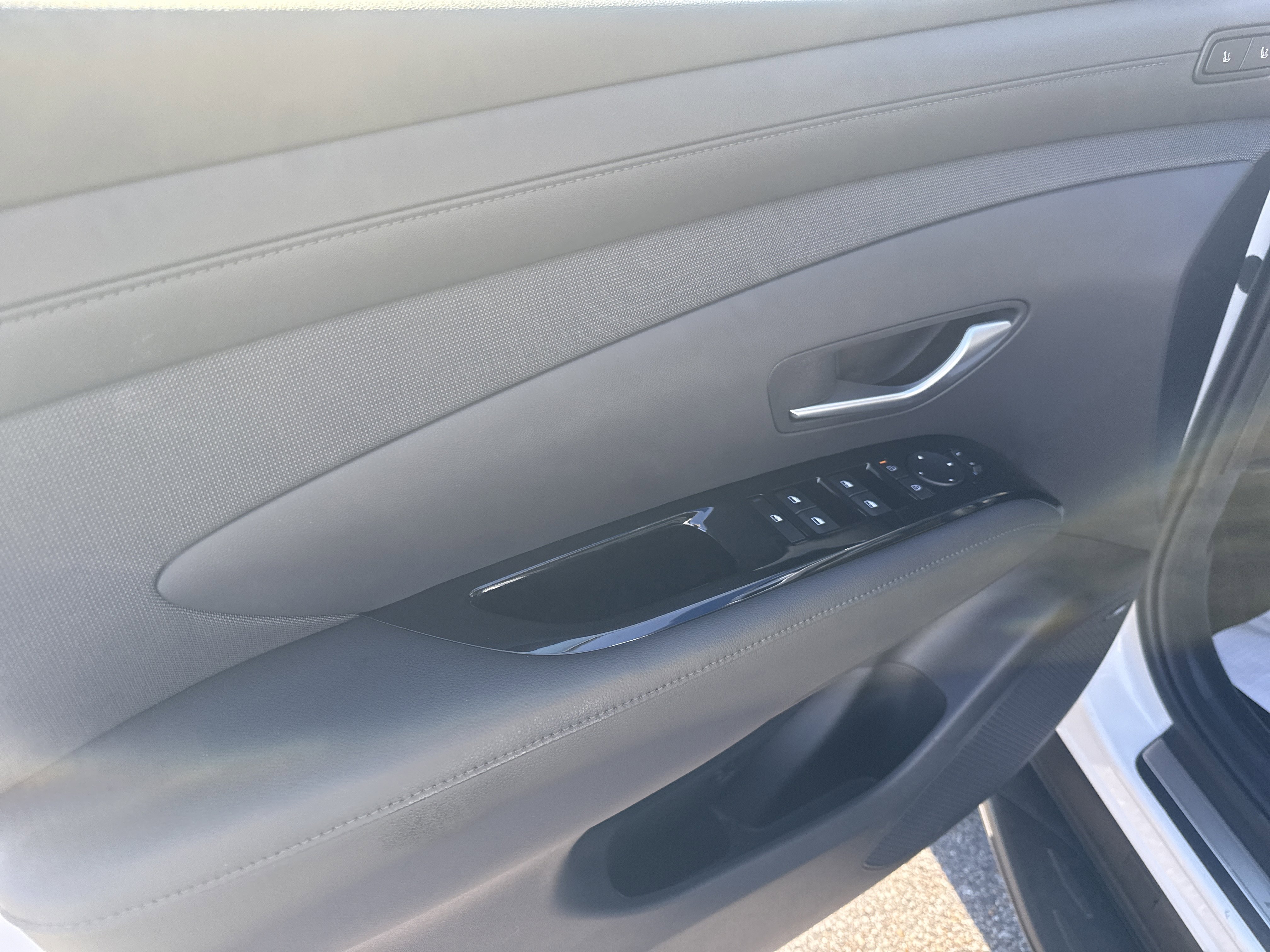 New 2026 Hyundai Tucson Limited image 7