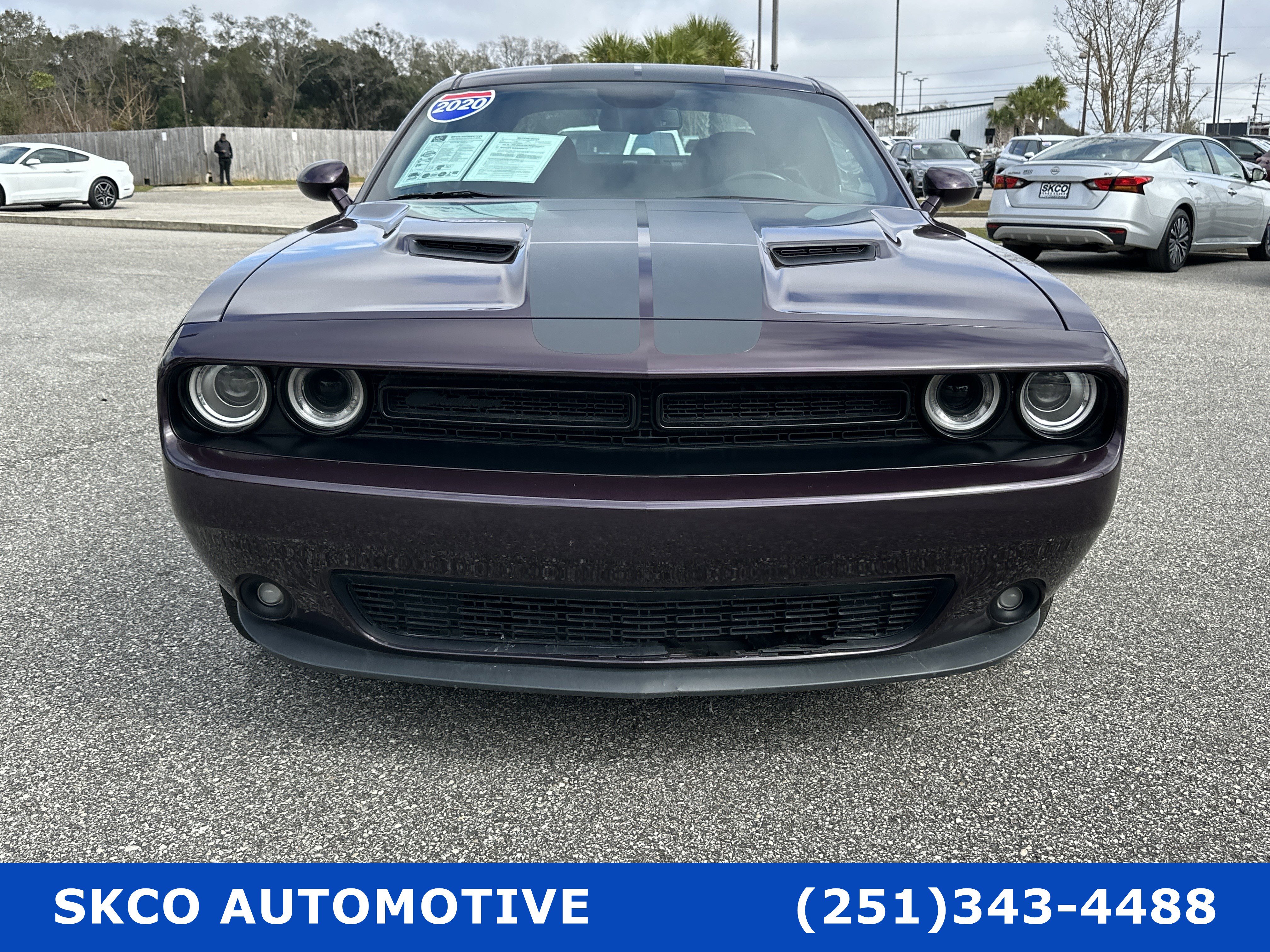 Used 2020 Dodge Challenger SXT w/ Blacktop Package image 8
