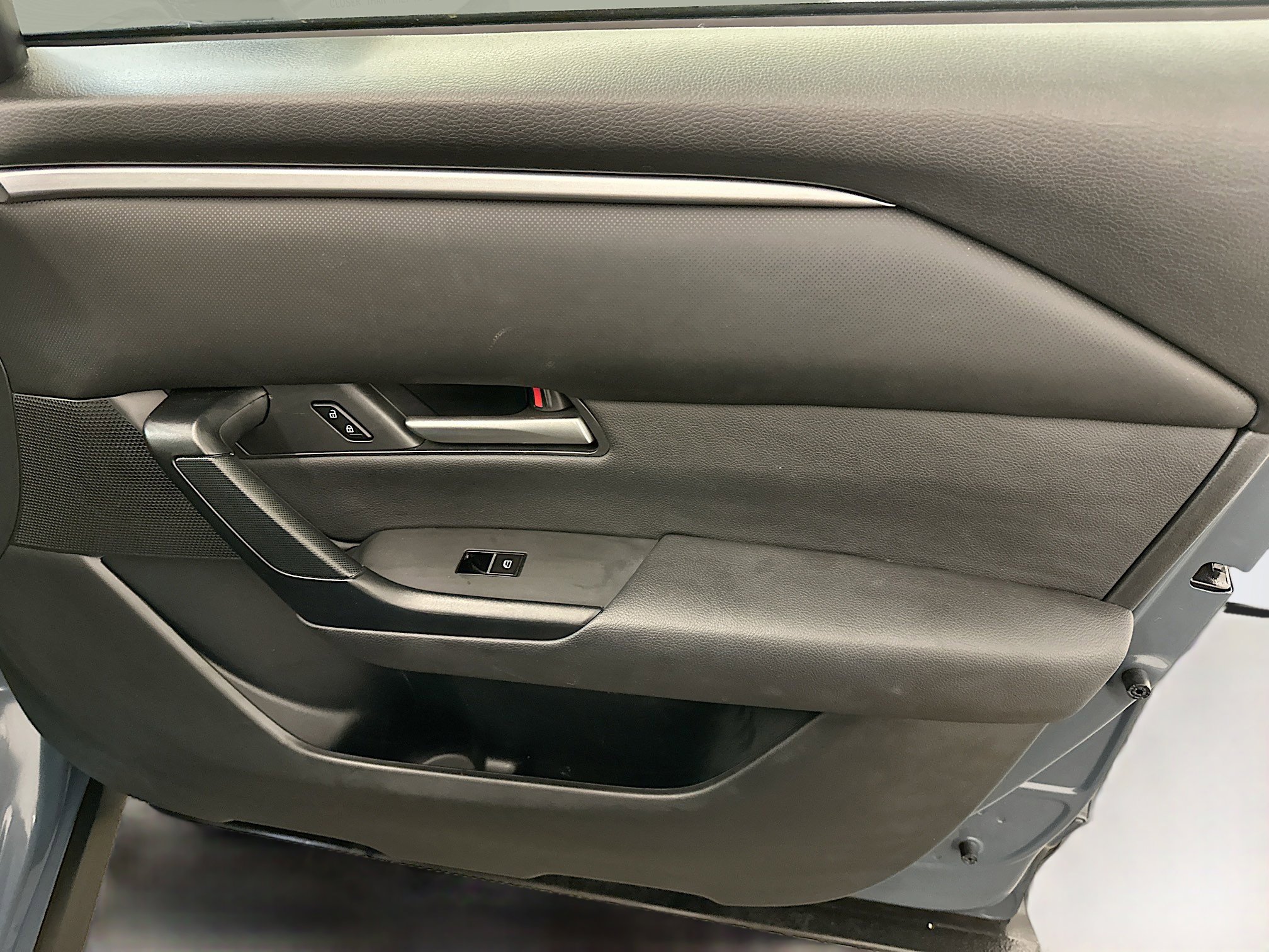 Used 2024 MAZDA CX-50 AWD 2.5 S w/ Premium Package image 35