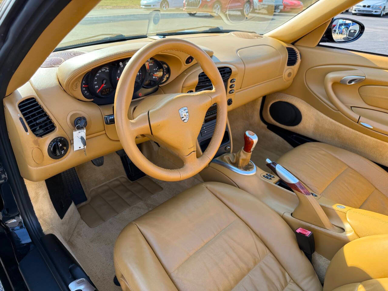 Used 2000 Porsche 911 Carrera 4 image 34