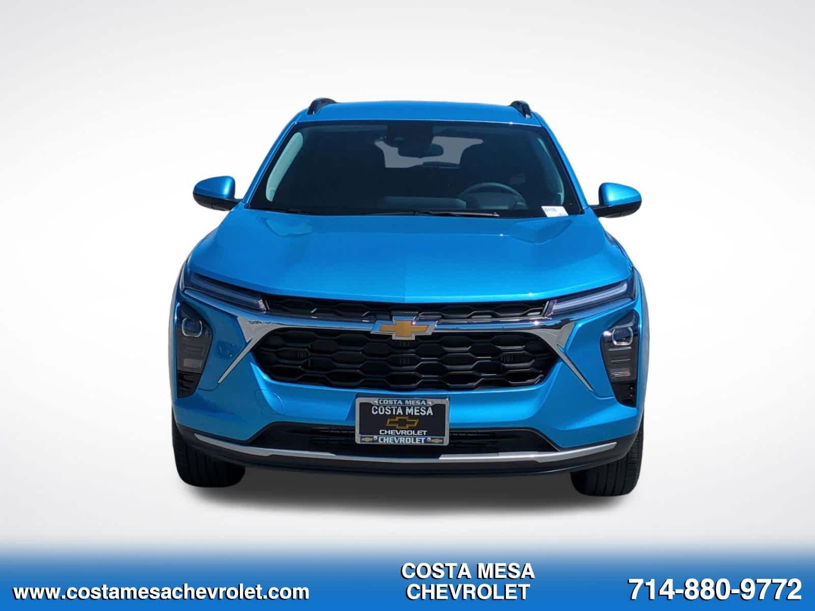 New 2026 Chevrolet Trax LT FWD image 2
