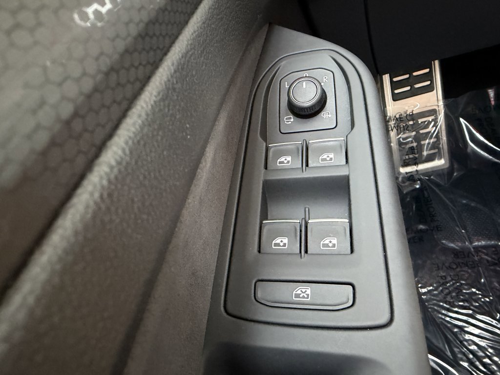 Used 2024 Volkswagen GTI S image 27