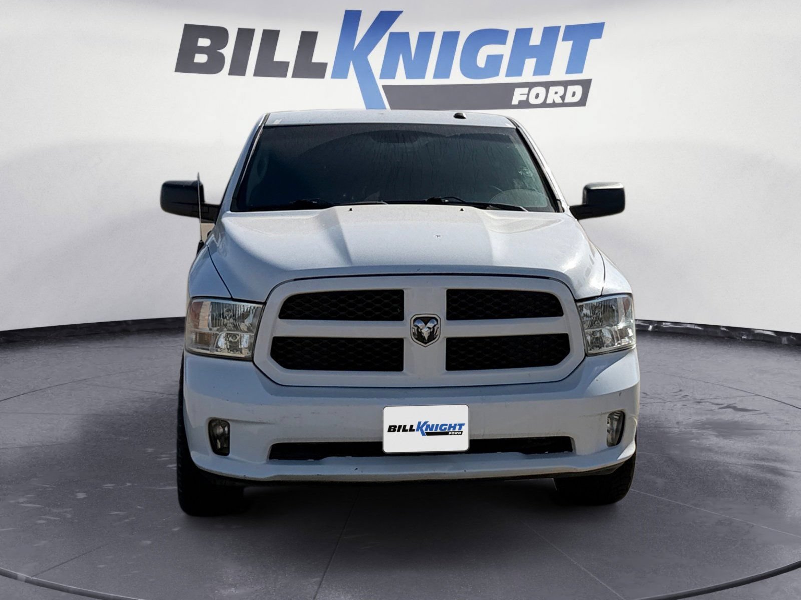 Used 2016 RAM 1500 Express RWD image 8