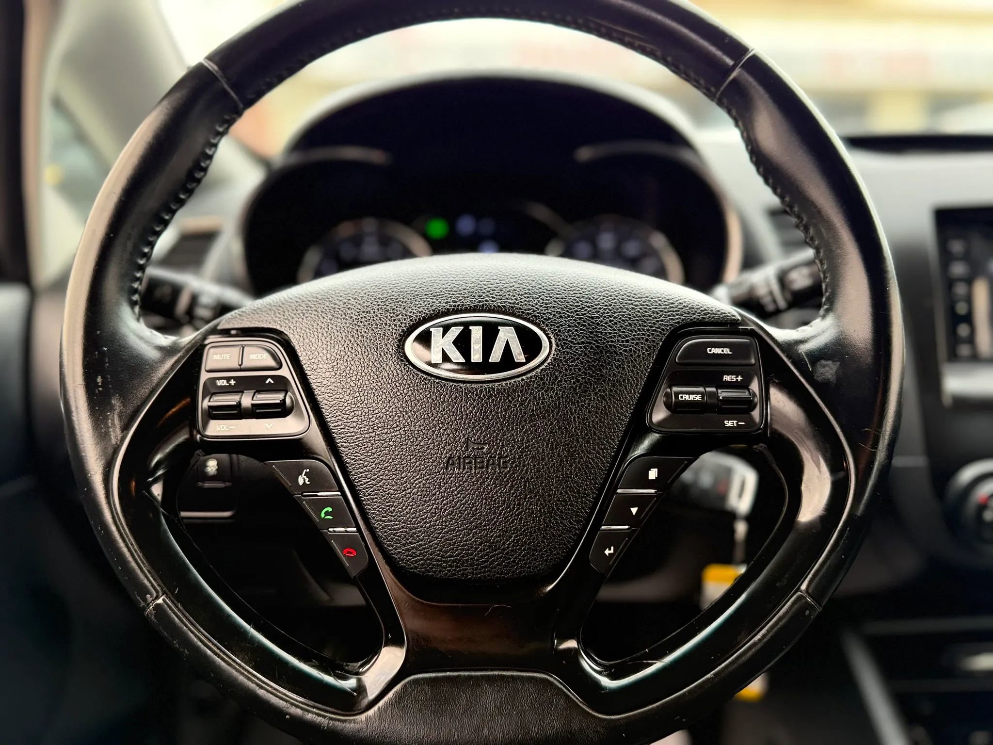 Used 2018 Kia Forte S image 14