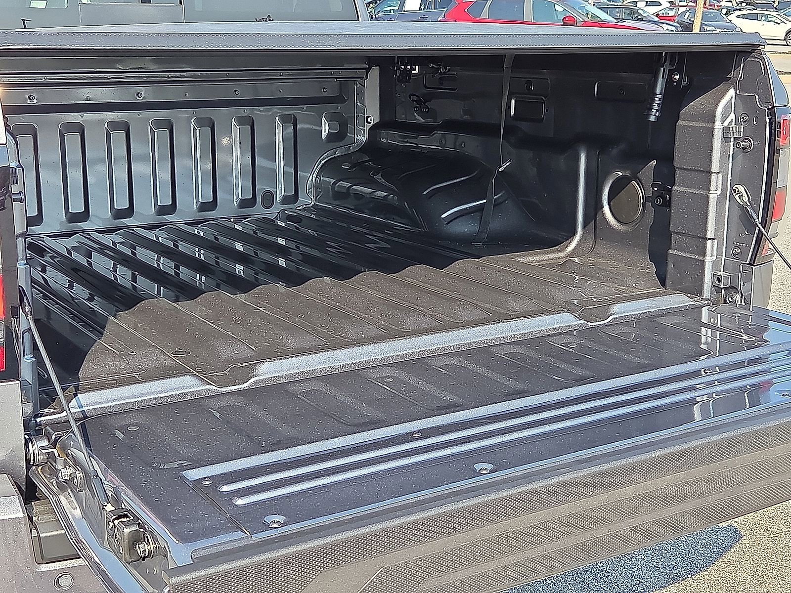 New 2026 Nissan Frontier SV w/ Tow Package AWD/4WD image 9