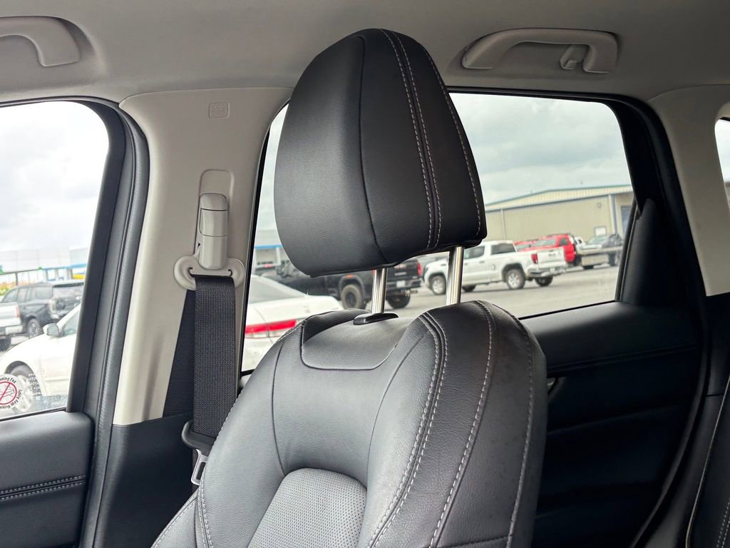 Used 2025 MAZDA CX-5 AWD 2.5 S w/ Preferred Package image 13
