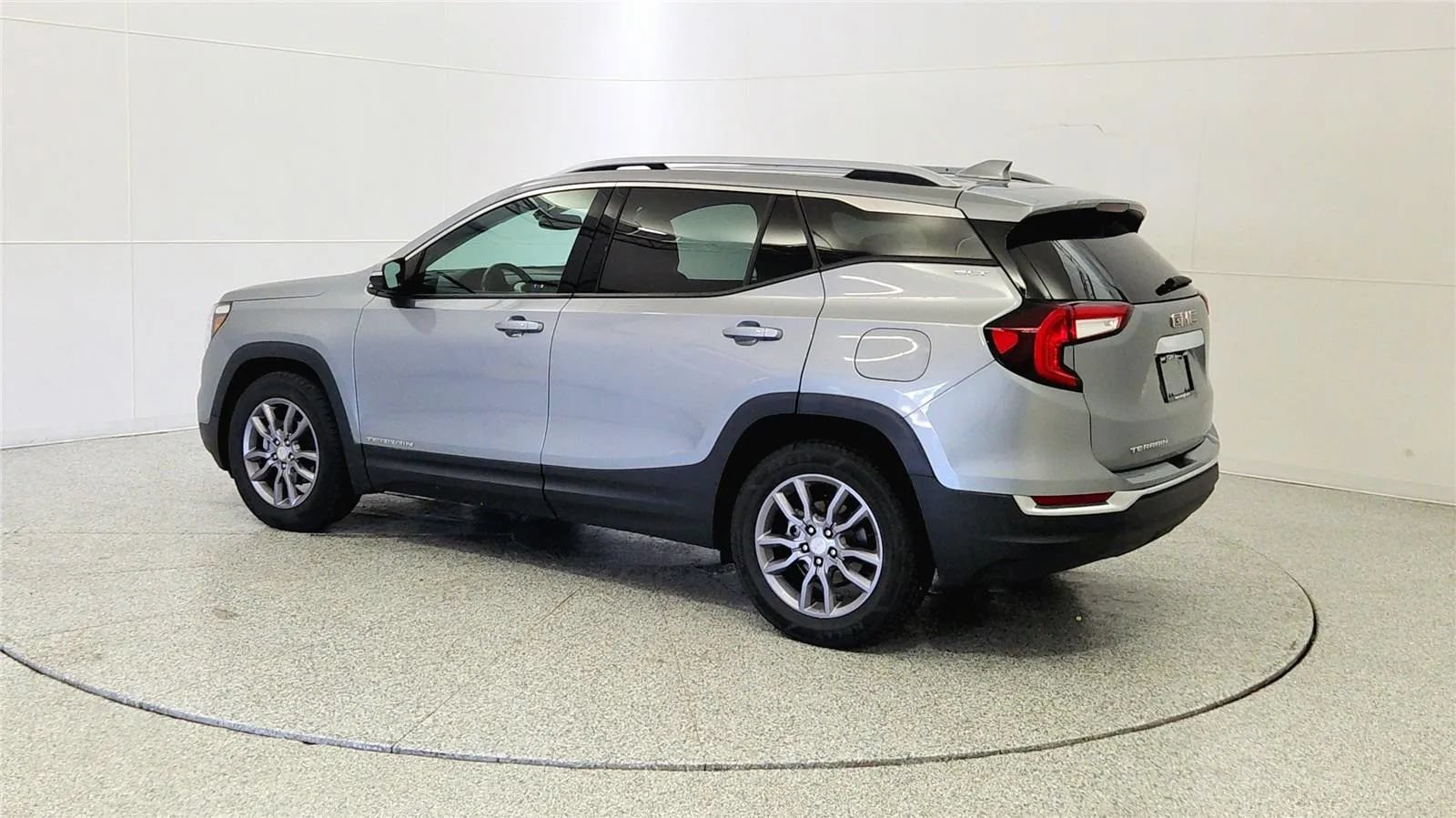 Used 2023 GMC Terrain SLT FWD image 6