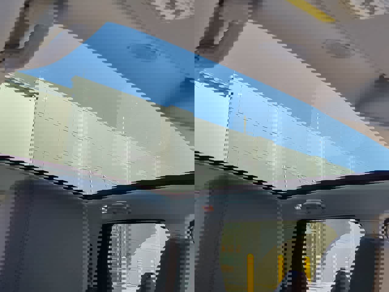 Used 2025 Land Rover Discovery Sport S AWD/4WD image 20