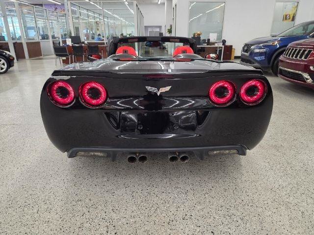 Used 2009 Chevrolet Corvette Convertible w/ Preferred Equipment Group RWD image 12