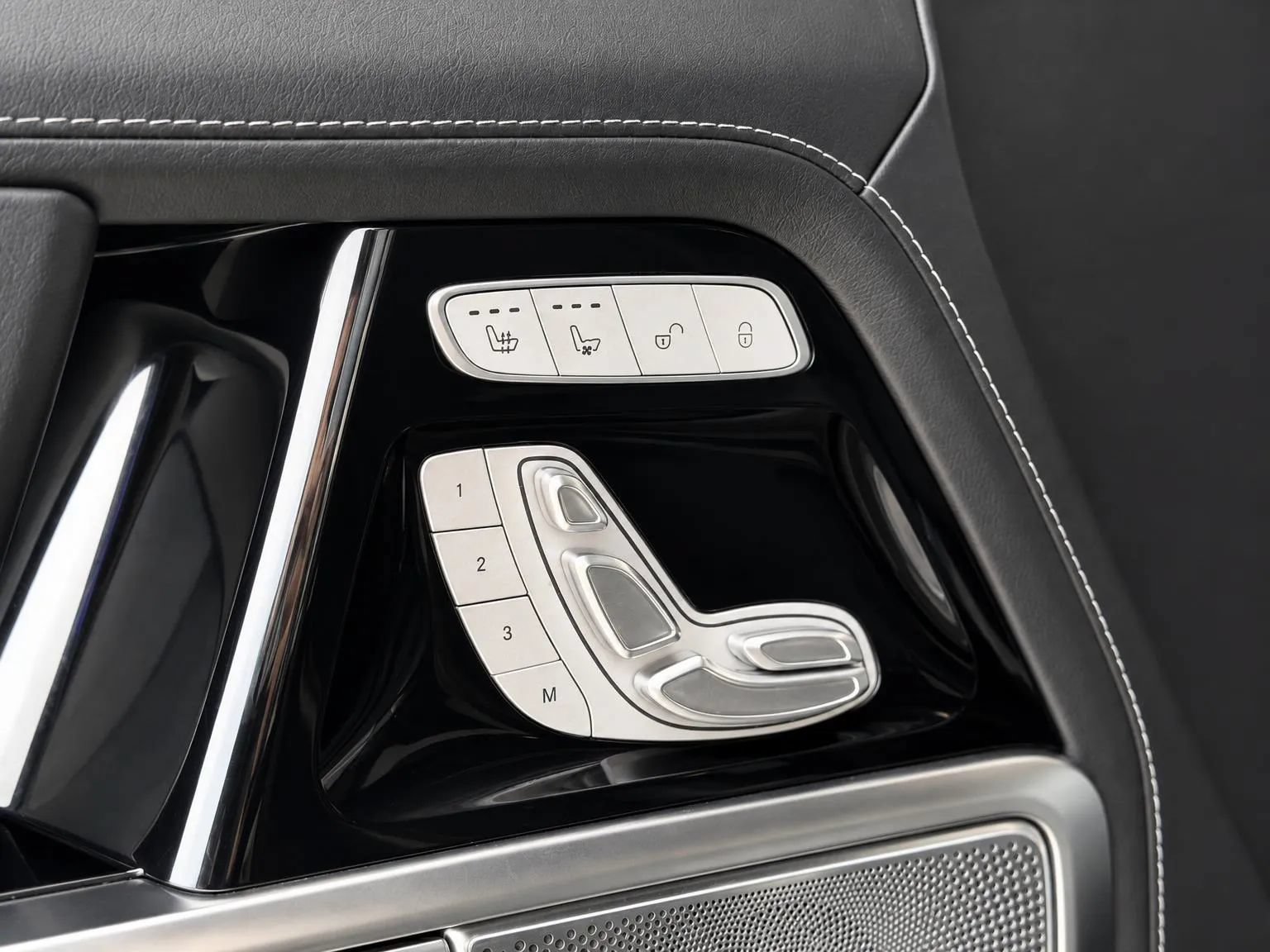 Used 2020 Mercedes-Benz G 550 image 27
