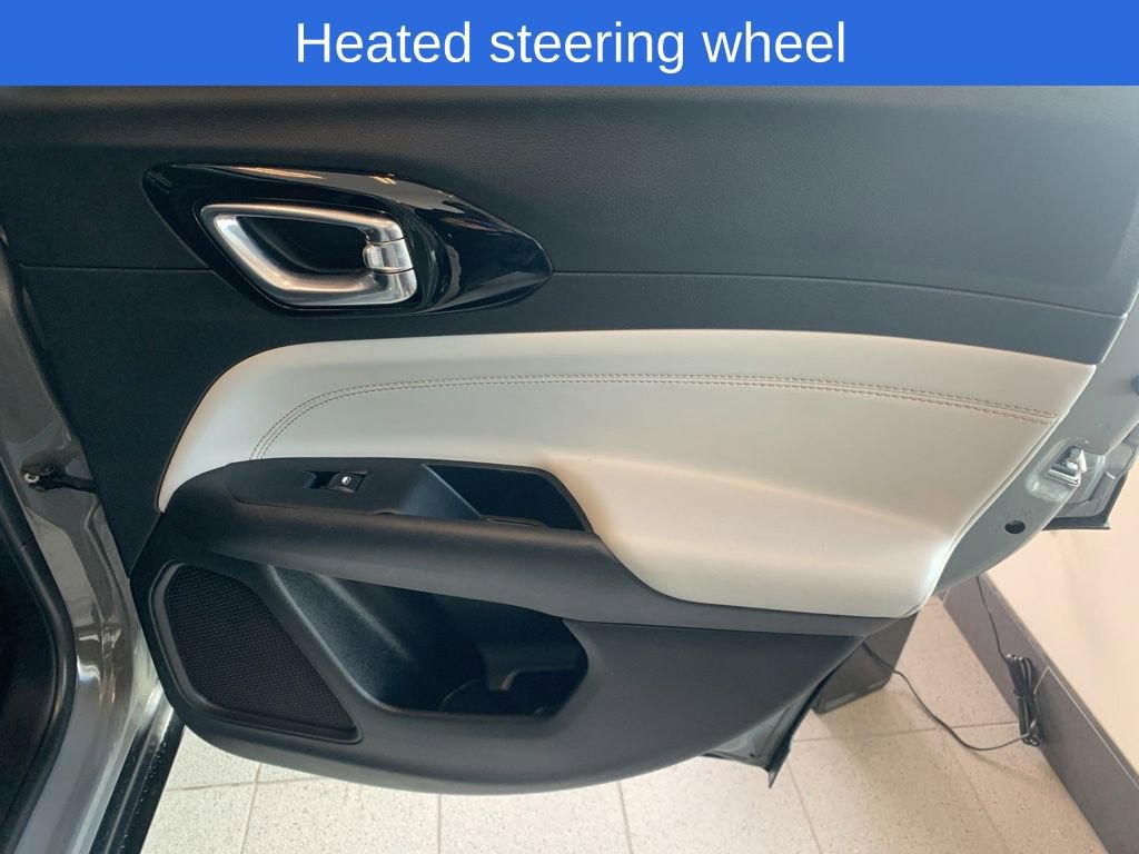 Used 2022 Jeep Compass Limited image 16