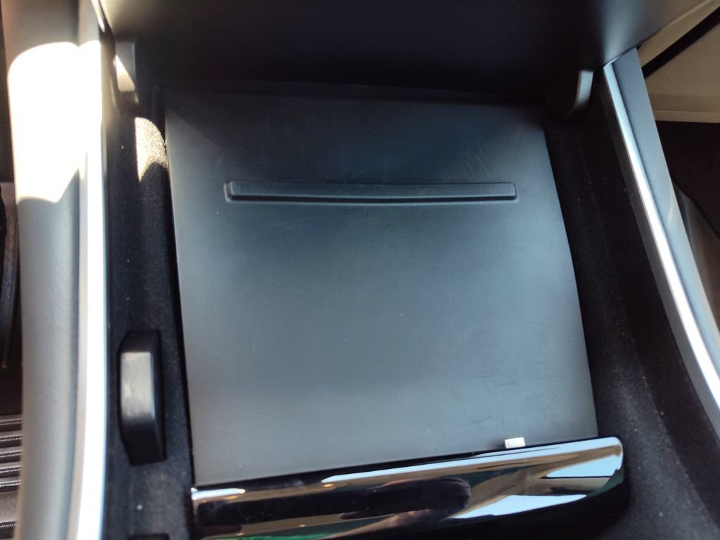 Used 2018 Tesla Model 3 Long Range RWD image 28
