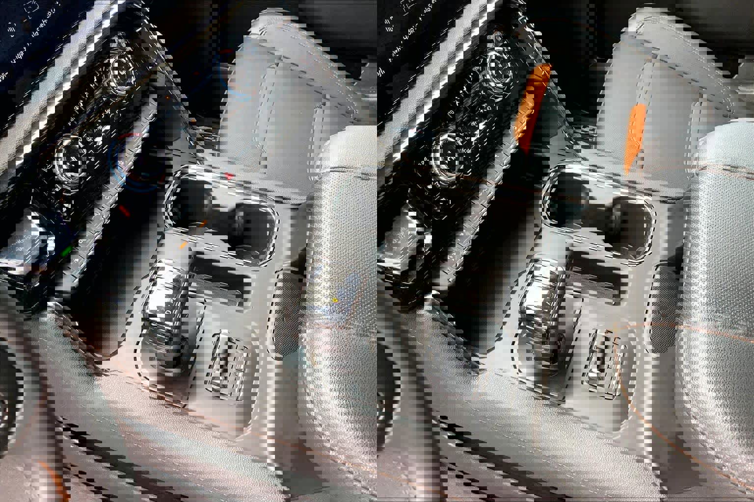 Used 2024 GMC Sierra 1500 AT4 w/ Technology Package image 17