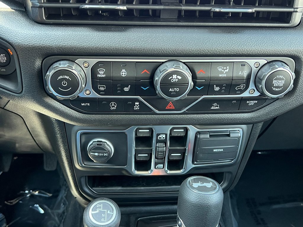 New 2025 Jeep Wrangler Sport S image 23