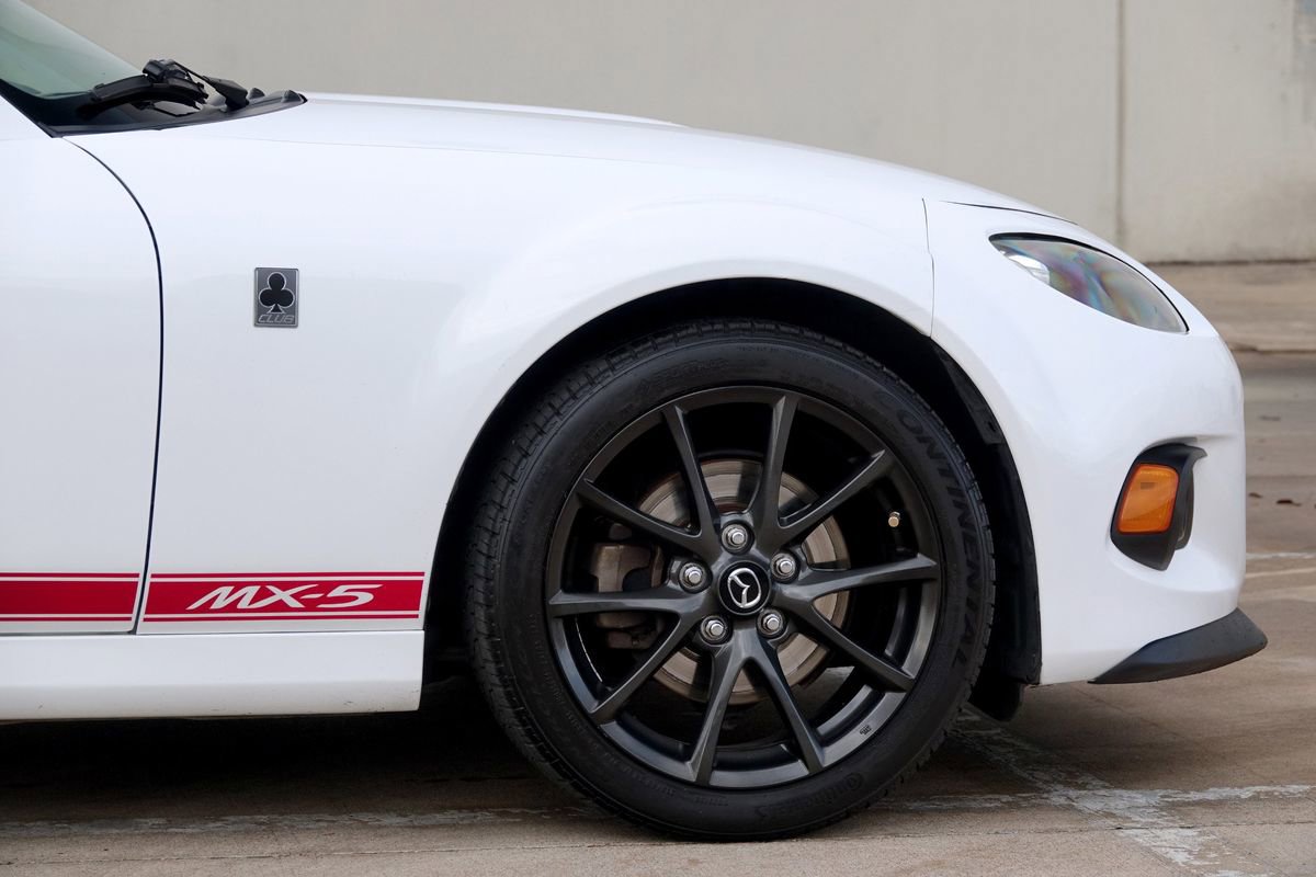 Used 2013 MAZDA MX-5 Miata Club image 24