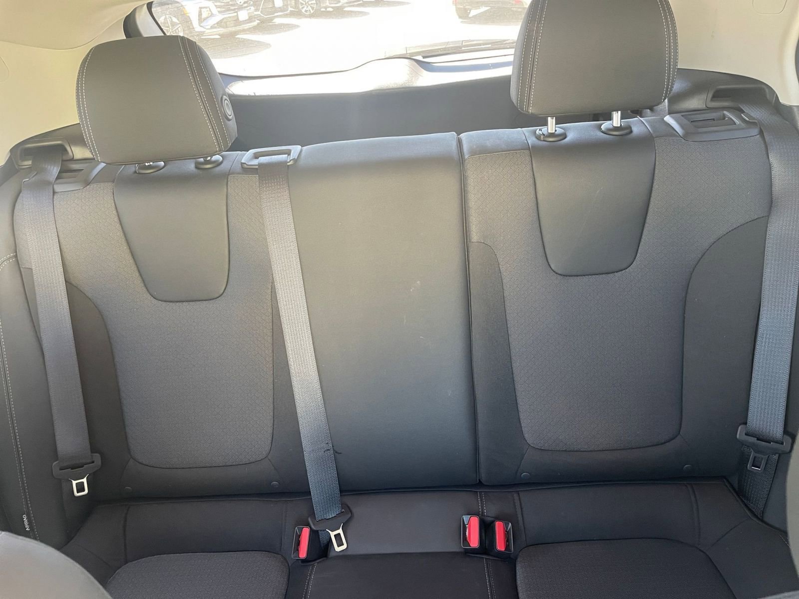 Used 2025 Buick Encore GX Preferred image 37