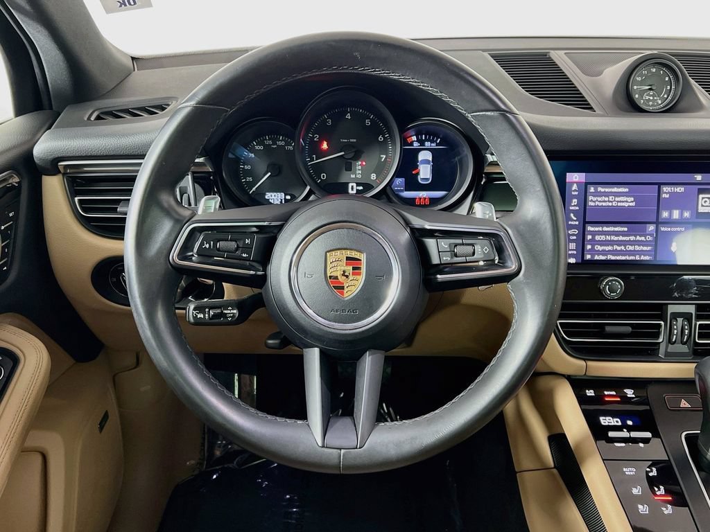Used 2023 Porsche Macan Turbo AWD/4WD image 11