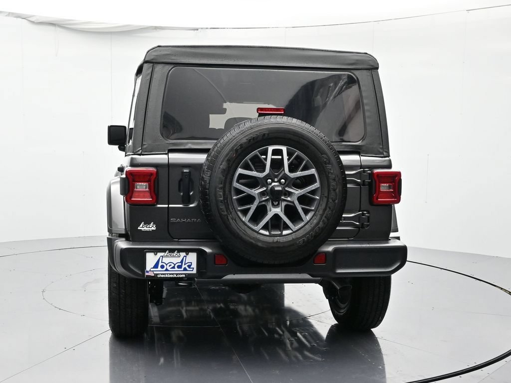 New 2025 Jeep Wrangler Unlimited Sahara w/ Technology Group AWD/4WD image 6