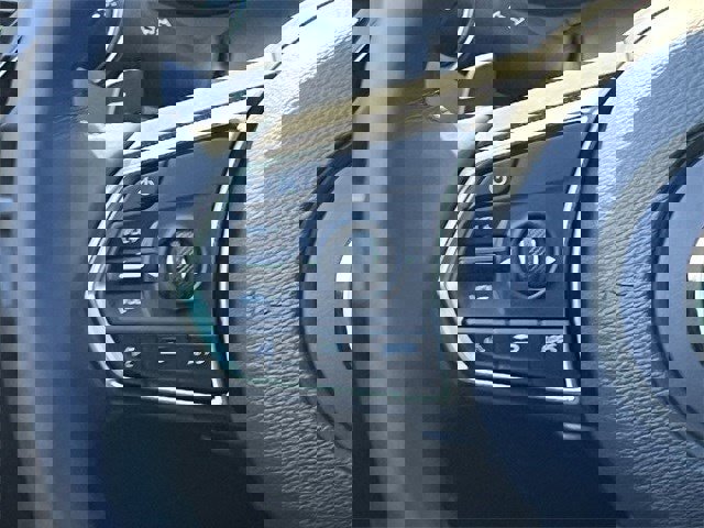 Used 2026 Acura RDX SH-AWD image 14