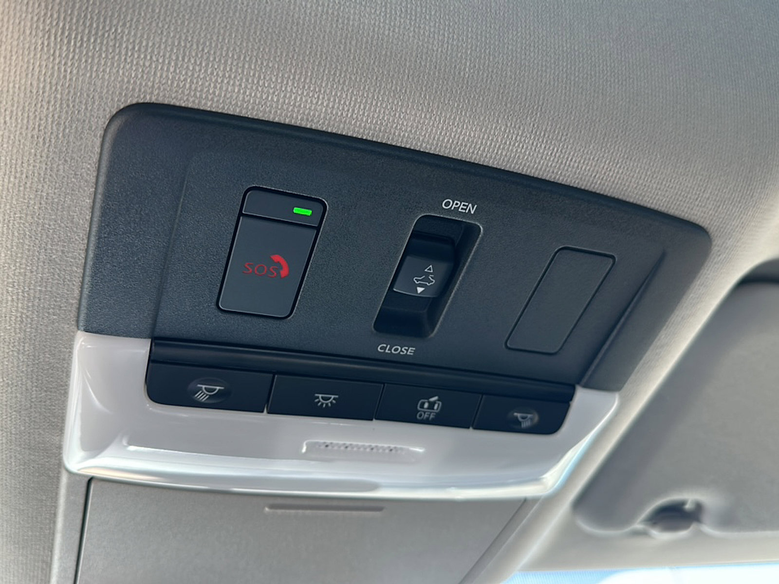 New 2025 Nissan Sentra SR w/ SR Premium Package image 27