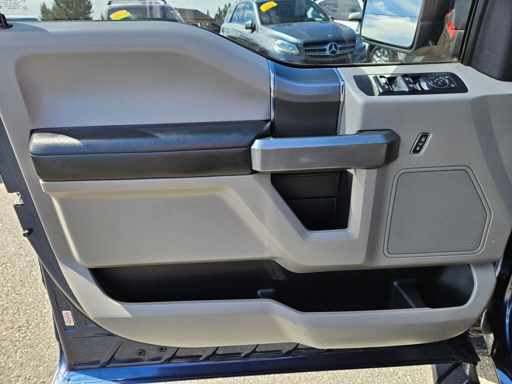 Used 2018 Ford F150 XLT w/ Equipment Group 302A Luxury AWD/4WD image 19