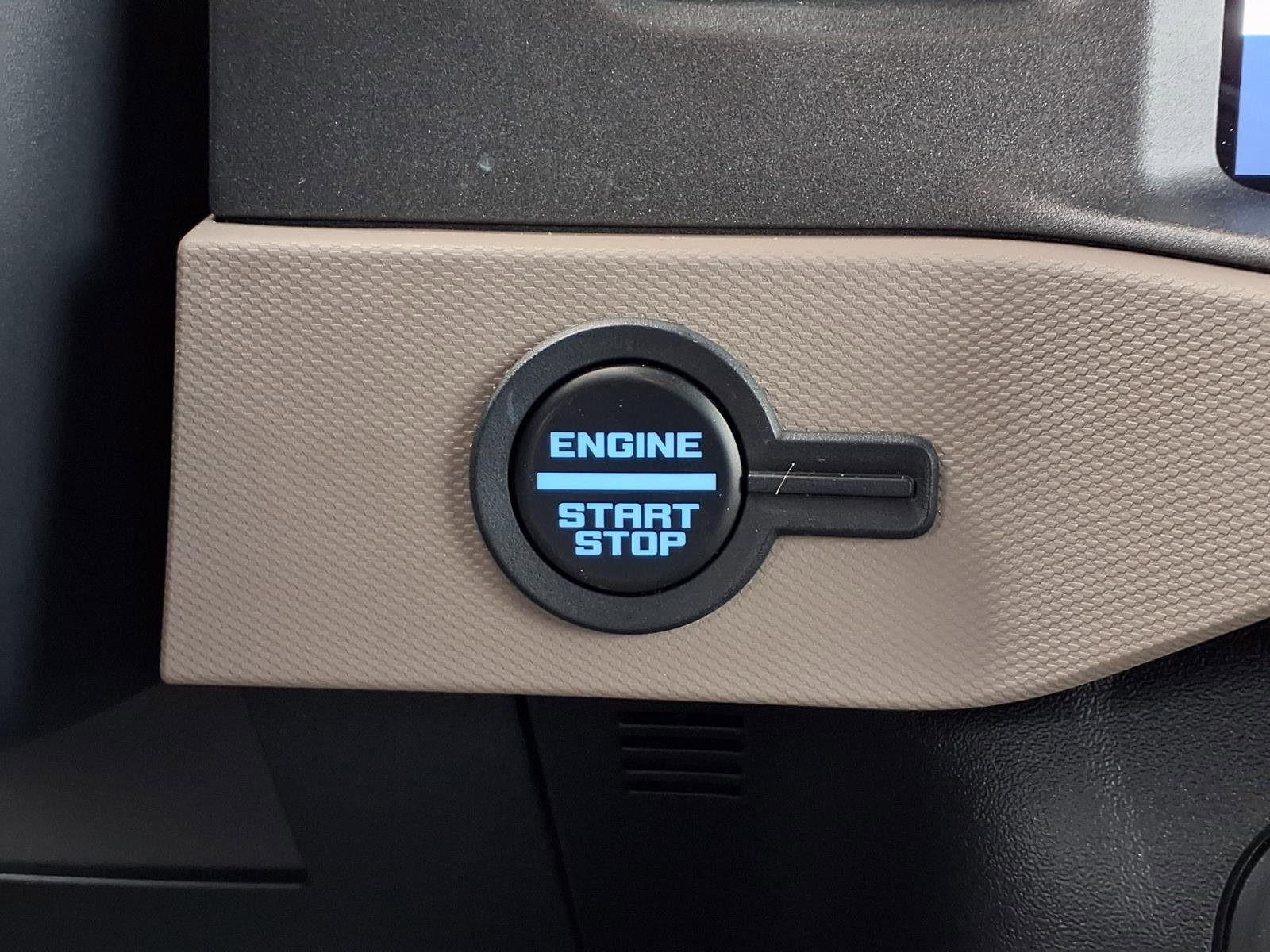 Certified 2024 Ford Bronco Wildtrak image 16