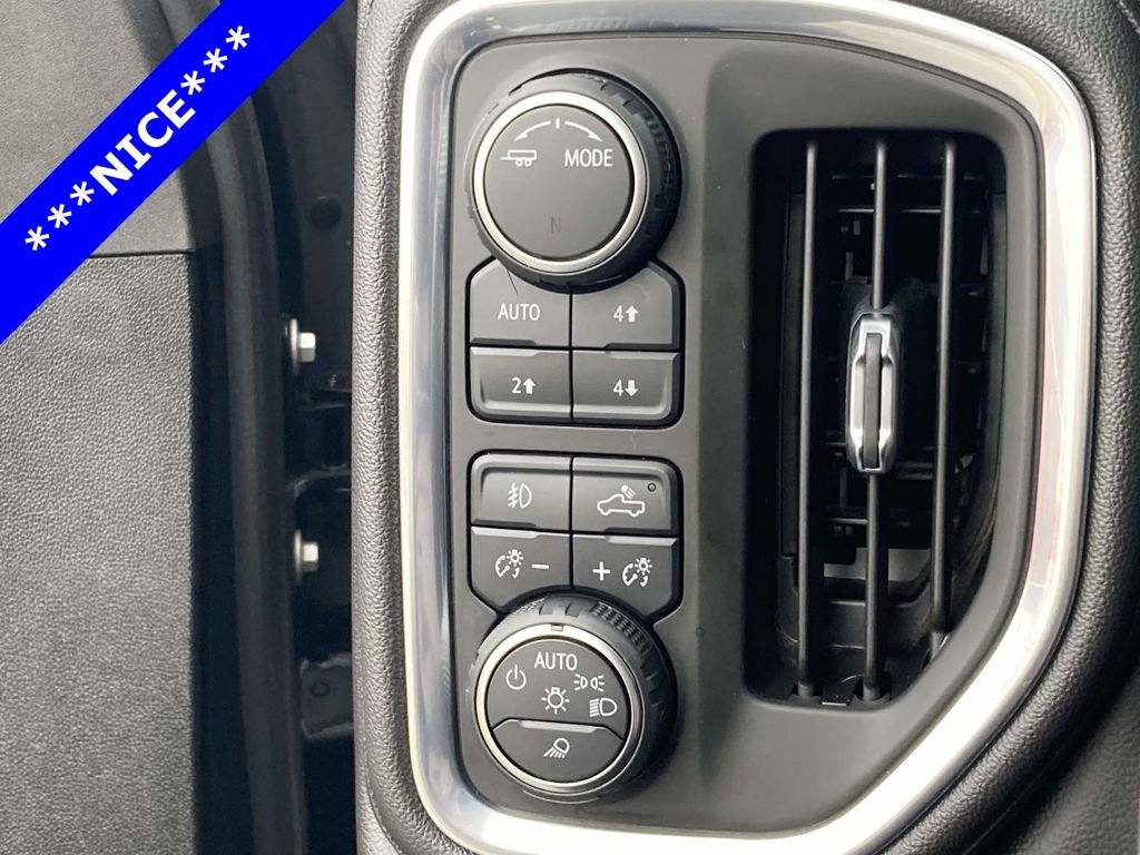 Used 2021 Chevrolet Silverado 2500 LTZ w/ LTZ Convenience Package image 24