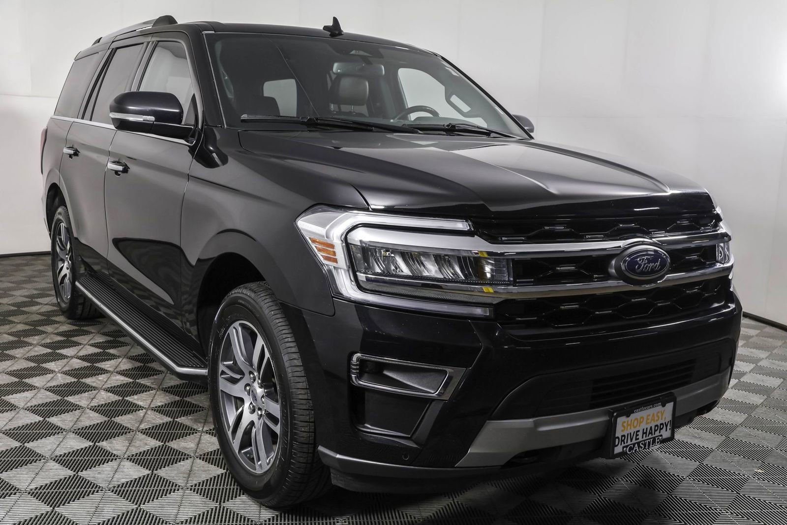 Used 2023 Ford Expedition Limited image 11