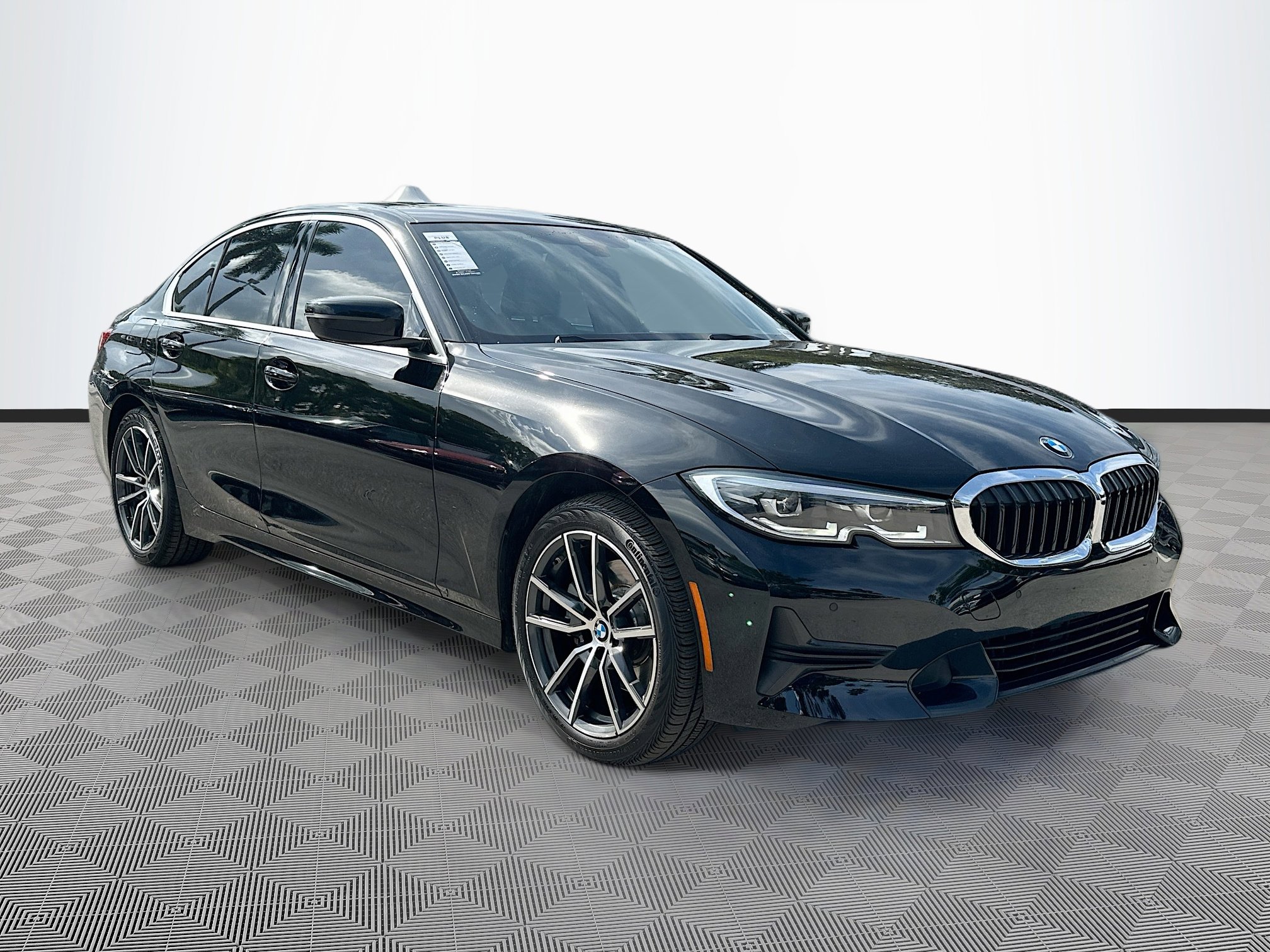 Certified 2022 BMW 330i Sedan w/ Driving Assistance Package image 1