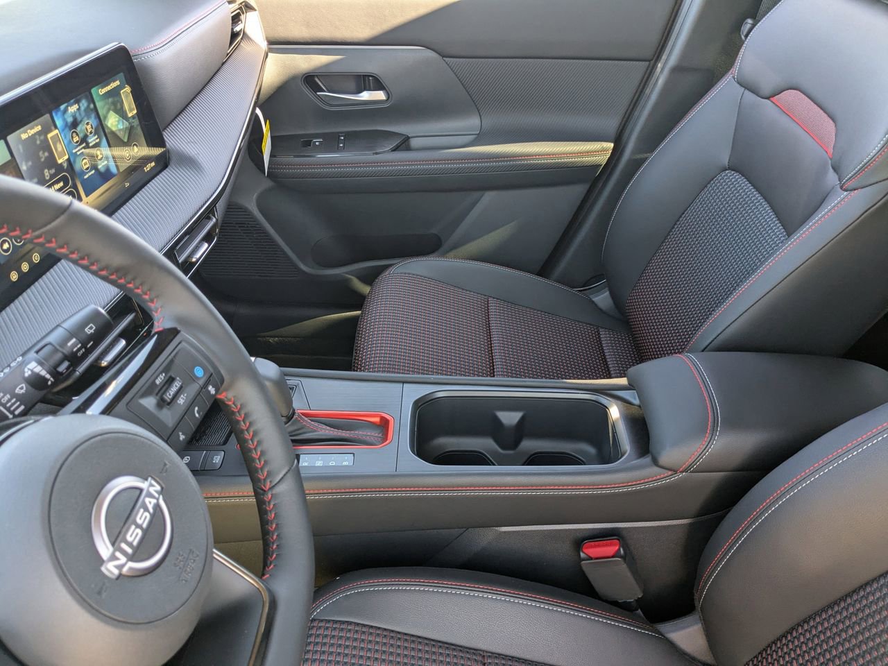 New 2026 Nissan Kicks SR w/ SR Premium Package image 13