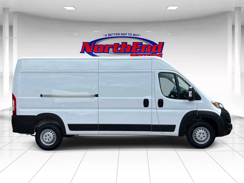 Used 2026 RAM ProMaster 2500 w/ Convenience Group FWD image 8