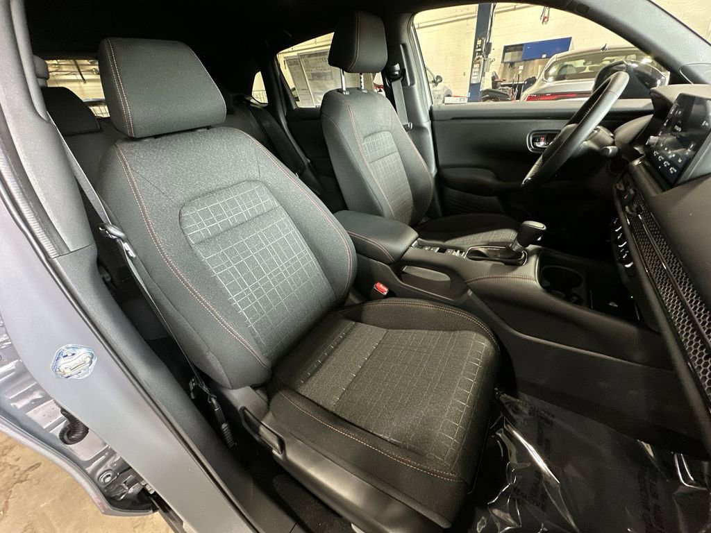 New 2026 Honda HR-V Sport image 25