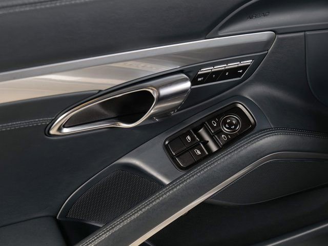 Certified 2017 Porsche 911 Targa 4S image 29