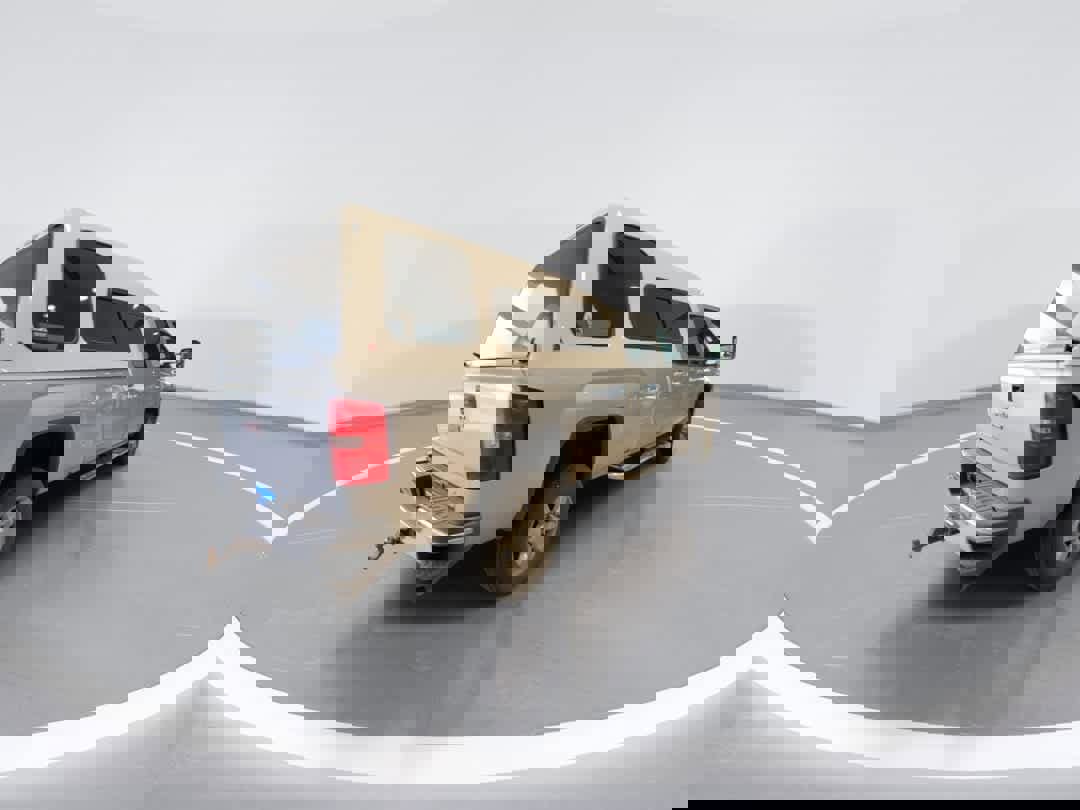 Used 2017 GMC Sierra 3500 SLE w/ SLE Fleet Preferred Package image 8