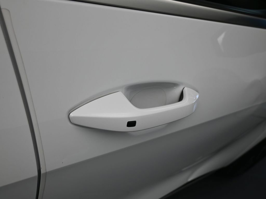 Used 2025 Kia Sportage EX image 43