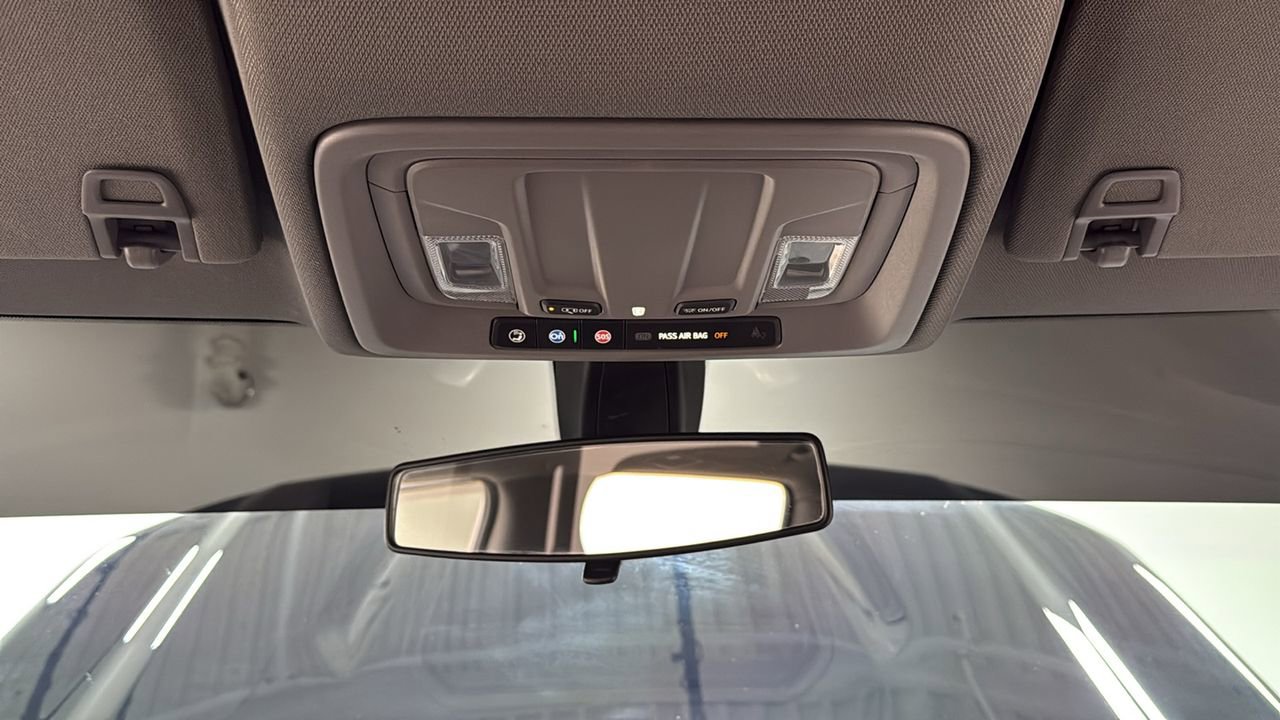 Used 2022 Chevrolet Silverado 1500 LT Trail Boss w/ Bed Protection Package image 11