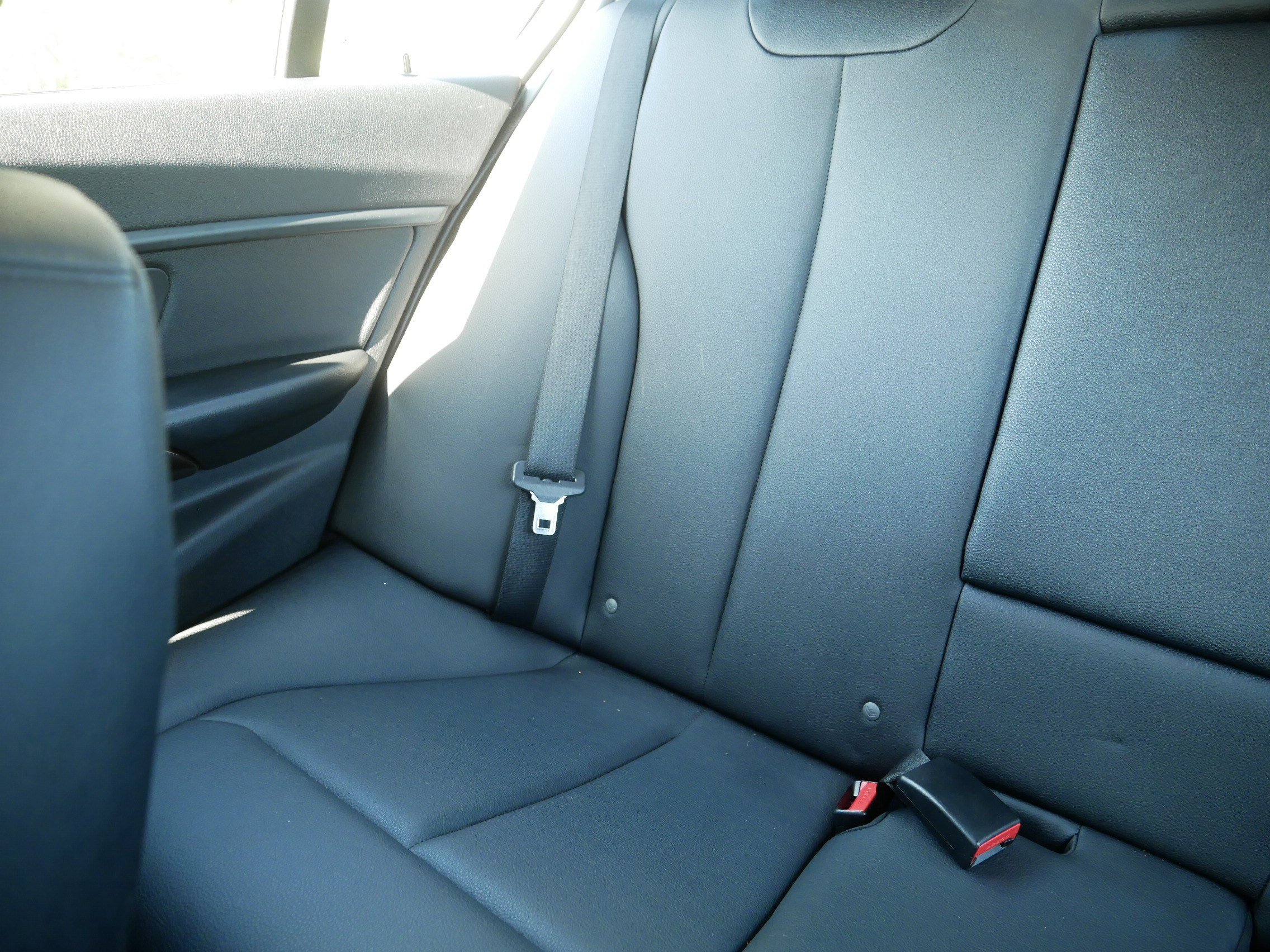 Used 2015 BMW 320i xDrive Sedan AWD/4WD image 12