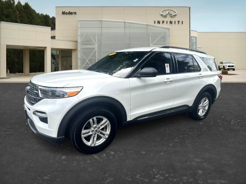 Used 2020 Ford Explorer XLT w/ Equipment Group 202A AWD/4WD image 1