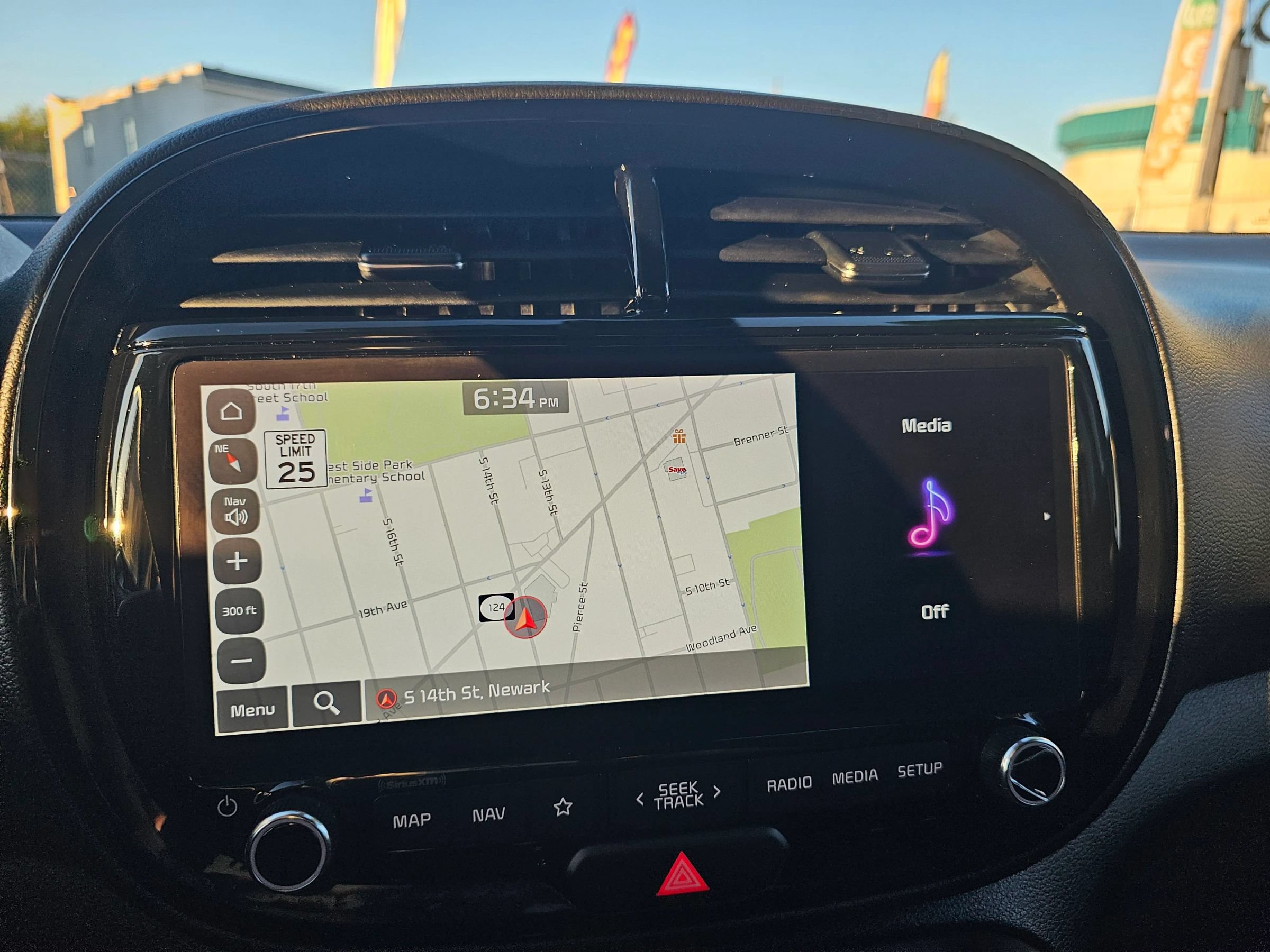 Used 2023 Kia Soul S FWD image 25