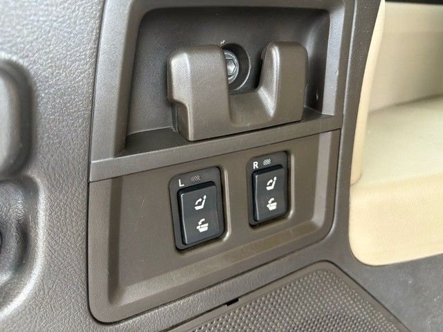 Used 2008 Toyota Sequoia Limited image 22