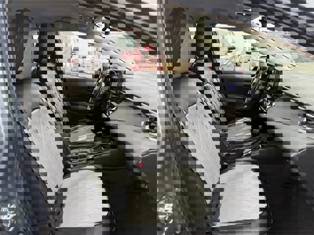 Used 2023 Toyota Corolla LE image 28