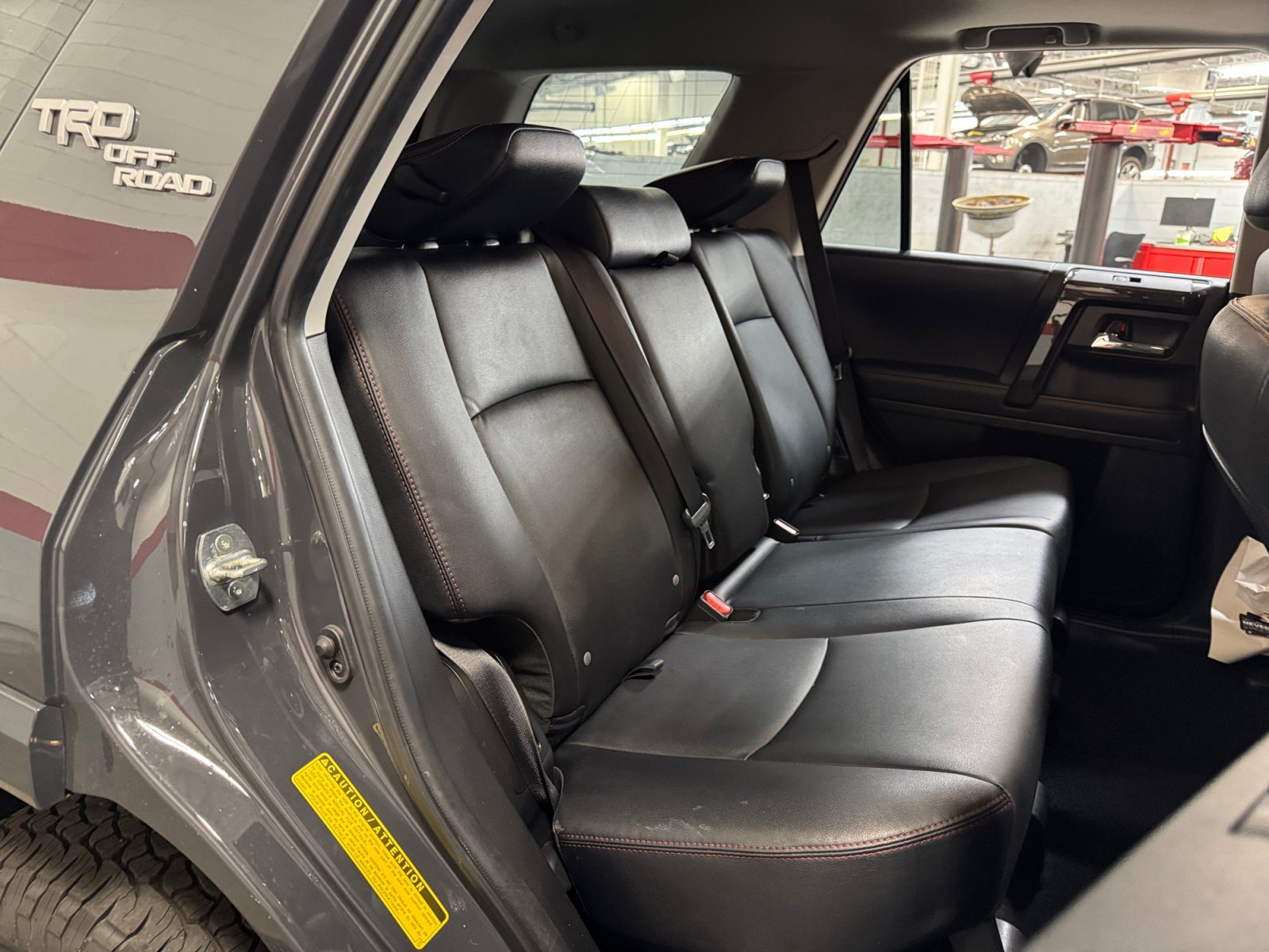 Certified 2024 Toyota 4Runner TRD Off-Road Premium w/ Moonroof Package AWD/4WD image 17