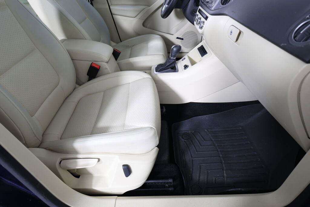 Used 2014 Volkswagen Tiguan SEL image 26