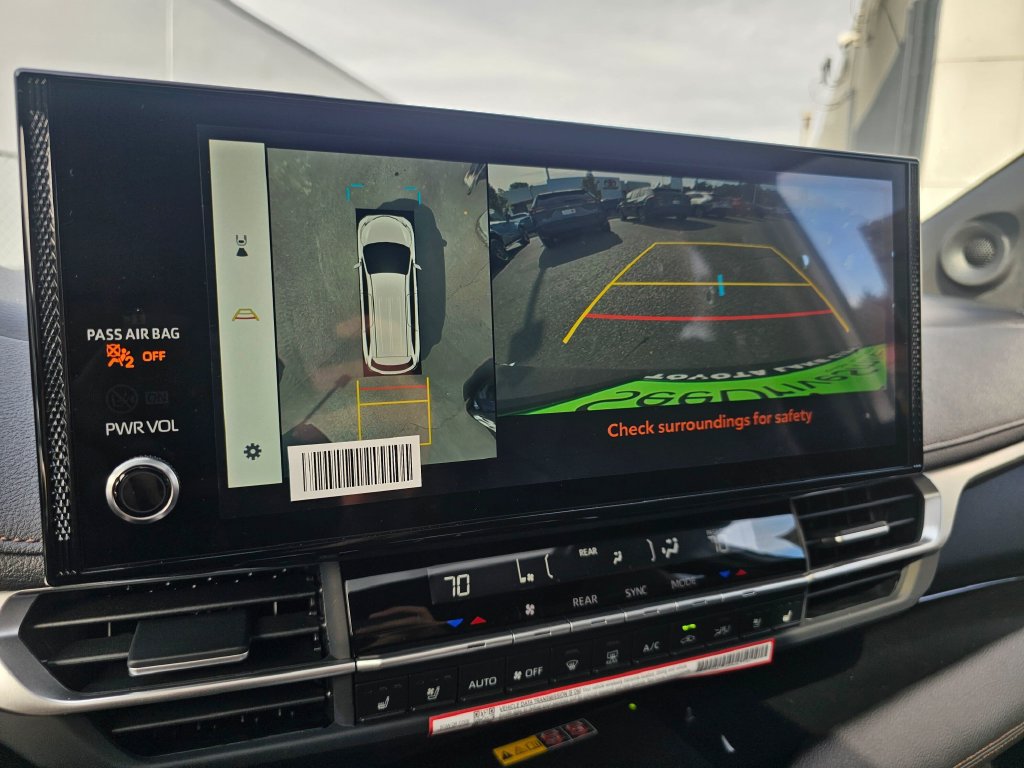 New 2026 Toyota Sienna Platinum AWD/4WD image 26