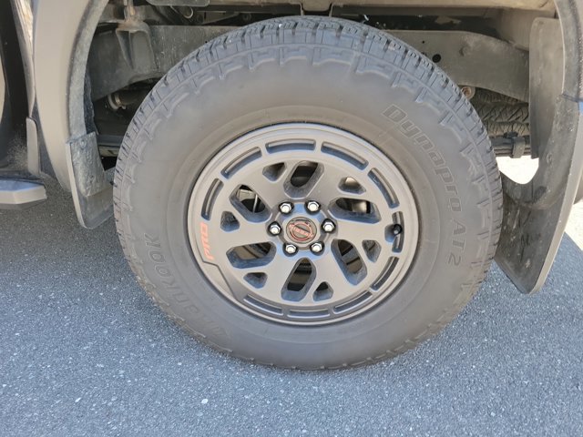 Used 2025 Nissan Frontier PRO-4X AWD/4WD image 27