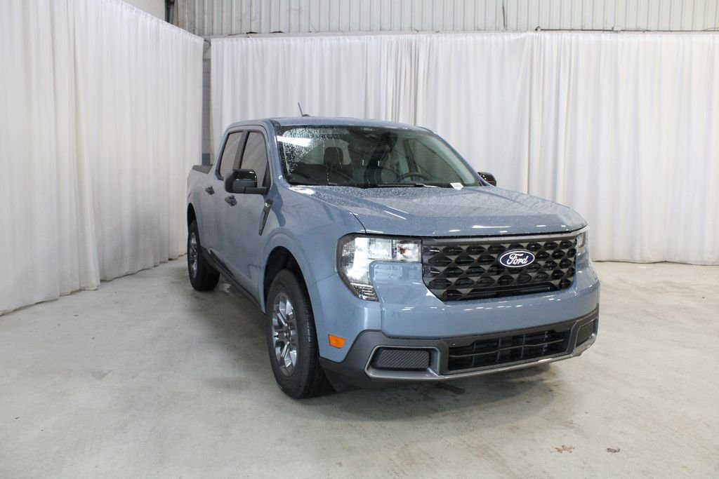 New 2026 Ford Maverick XLT w/ XLT Luxury Package FWD image 37